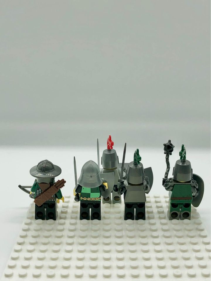 Medevil castle knight minifigure set figures custom lego building block figure